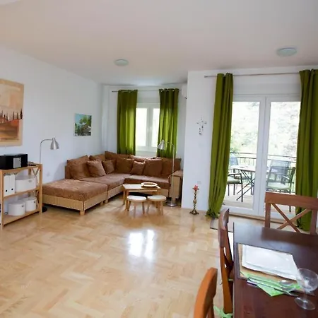 Andrea Apartment *